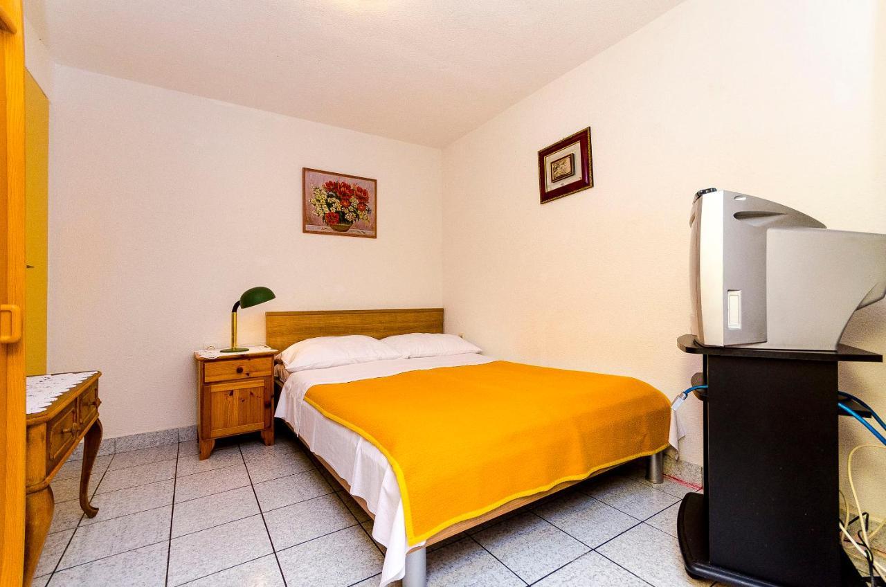 Apartments Marijana トロギール エクステリア 写真