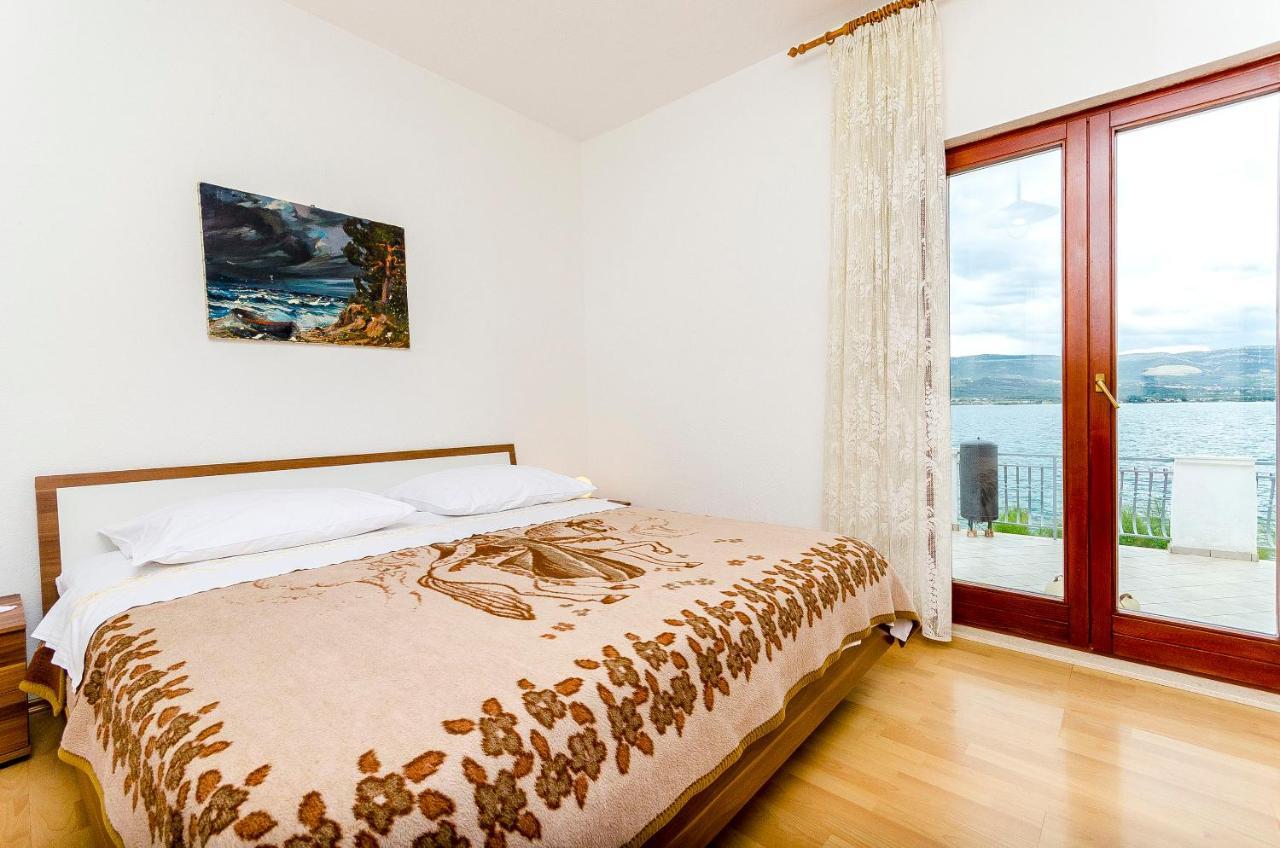 Apartments Marijana トロギール エクステリア 写真